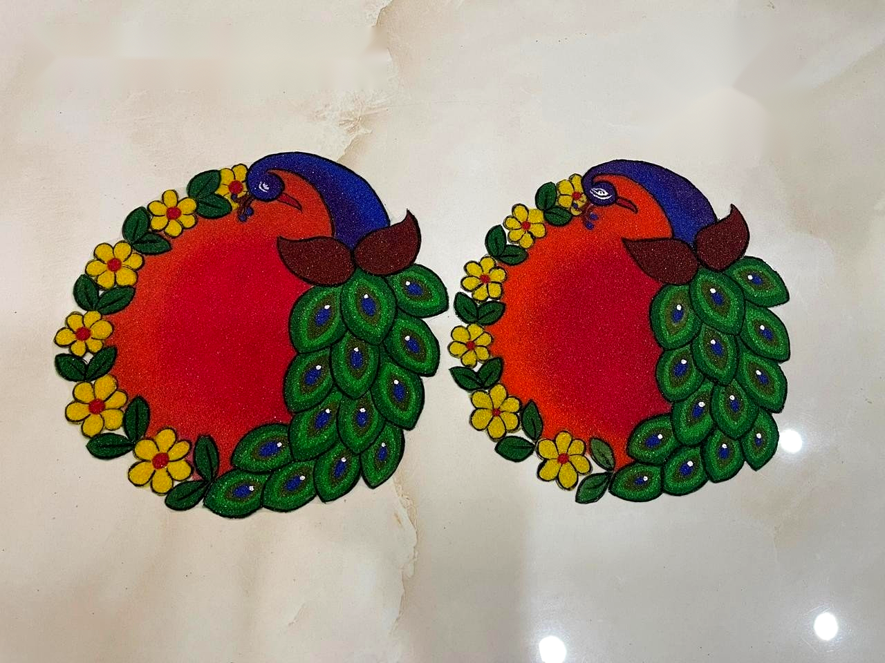 Round Crest Peacock Motif