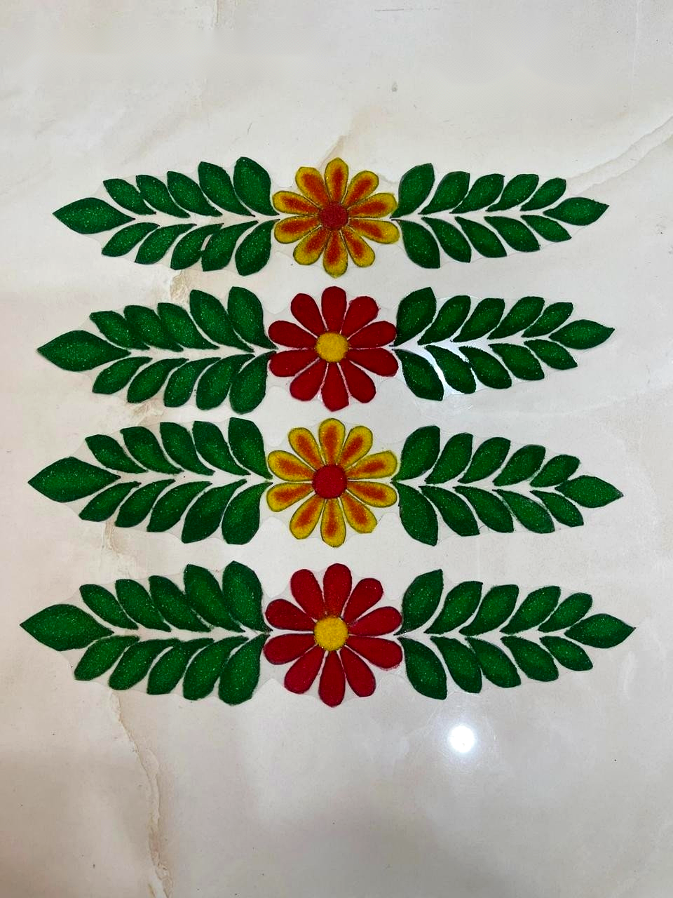 Flower & Leaf Running Border
